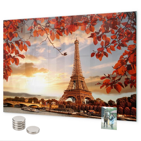 Magnetic wall board Eiffel Tower design
