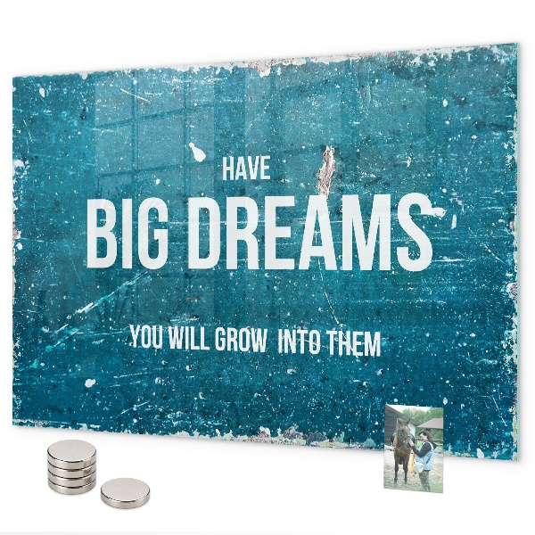 Magnetic board with motivational text