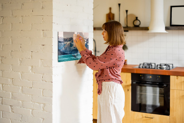 Magnetic wall board whale design