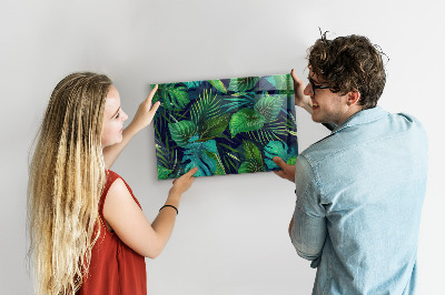 Magnetic board with exotic leaves design