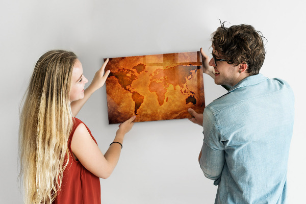 Magnetic world map board large wall-mounted version