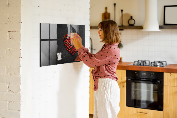 Dry erase board magnetic A heart of peppers and photos of memories