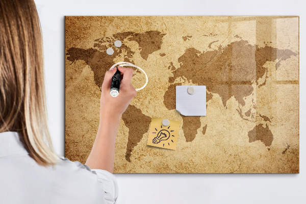 Magnetic dry erase board World map as an inspiration board