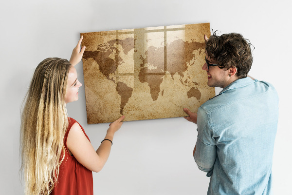 Magnetic dry erase board World map as an inspiration board