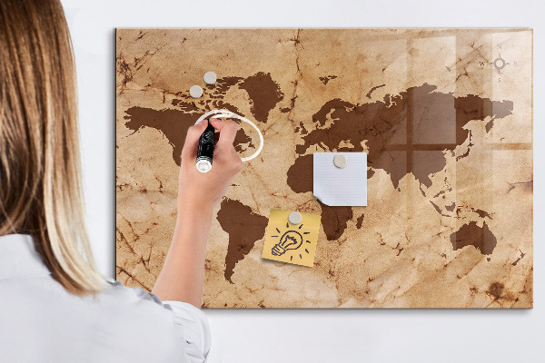 Dry erase board magnetic A world map for jotting down memories