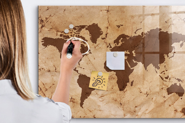 Dry erase board magnetic A world map for jotting down memories