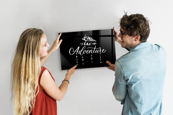 Magnetic dry erase board A stylish board for presenting memories