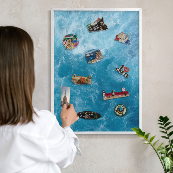 Decorative magnet board with a white frame Ocean waves
