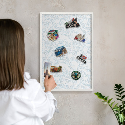 Decorative magnet board with a white frame Light theme