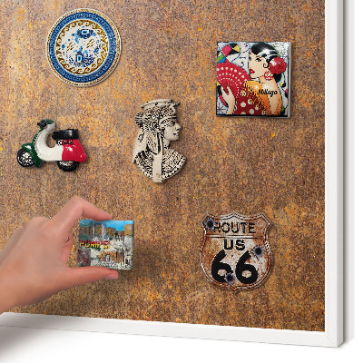 Magnetic board for travel magnets in a white frame Rusty elegance