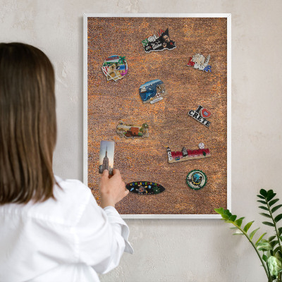 Magnetic board for travel magnets in a white frame Rusty elegance