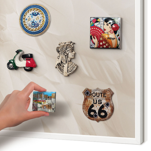 Magnetic board for travel magnets in a white frame Cream feathers