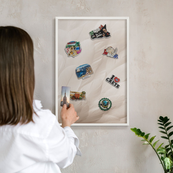 Magnetic board for travel magnets in a white frame Cream feathers