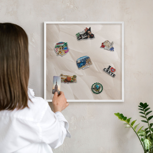 Magnetic board for travel magnets in a white frame Cream feathers