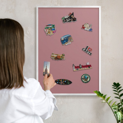 Magnetic board for travel magnets in a white frame Dusty pink