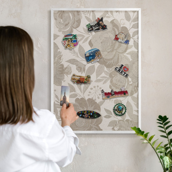 Magnetic board for travel magnets in a white frame Vintage flowers