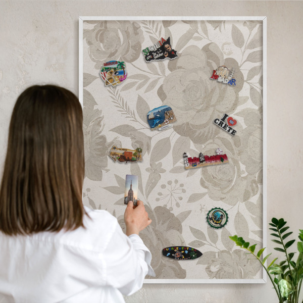 Magnetic board for travel magnets in a white frame Vintage flowers