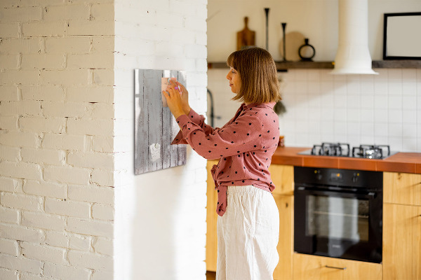 Magnetic dry erase board A board for presenting photos and notes