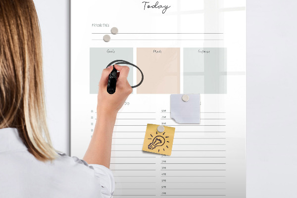 Magnetic dry erase board Daily schedule with space for photos