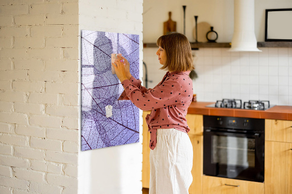 Magnetic dry erase board Magnetic board with a leaf pattern