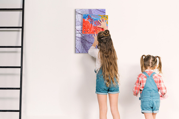 Magnetic dry erase board Magnetic board with a leaf pattern