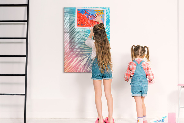 Dry erase board magnetic Background with palm trees and photos to pin