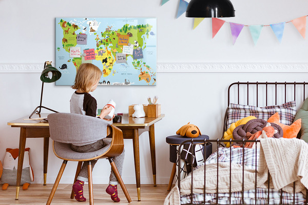 Dry erase board magnetic Interactive map with photos and notes