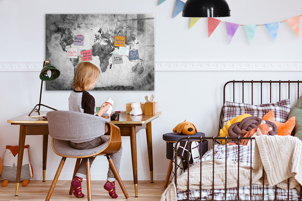 Dry erase board magnetic World map with personal photos