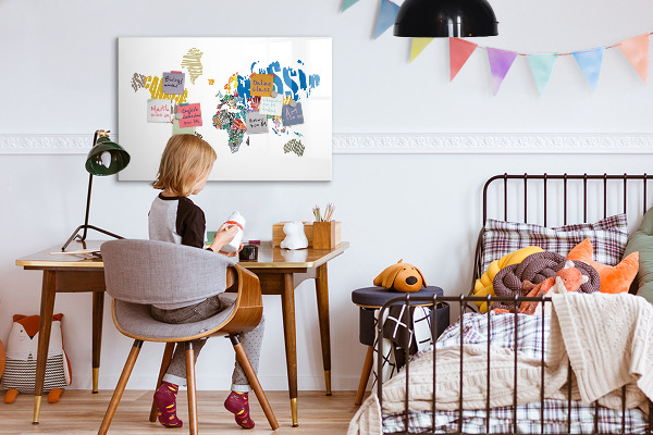 Magnetic dry erase board World map with photo locations