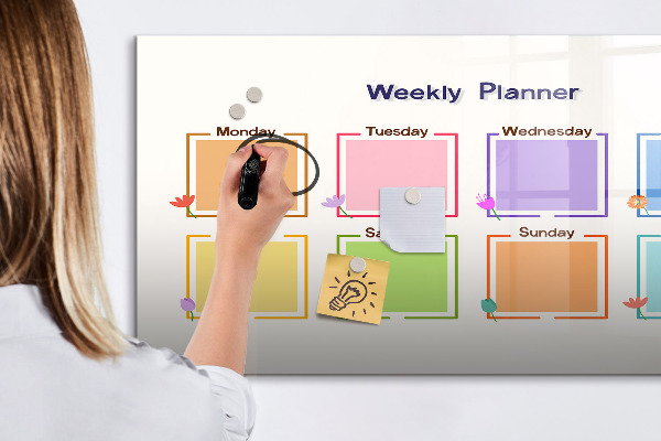 Magnetic dry erase board Weekly planner with space for photos