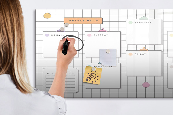 Dry erase board magnetic Weekly plan with space for photos