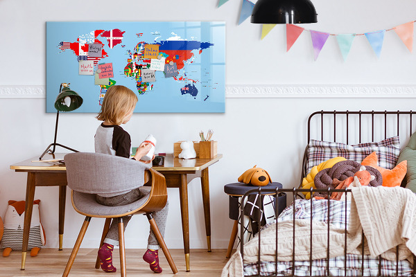 Dry erase board magnetic A world map with places and memories