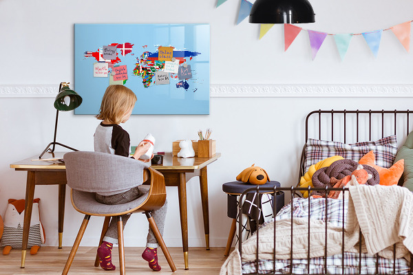 Dry erase board magnetic A world map with places and memories