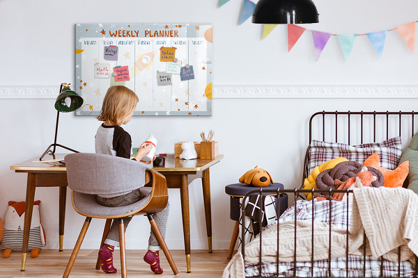 Magnetic dry erase board Weekly planner with space for photos