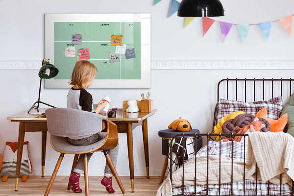 Magnetic dry erase board Organizer with notes and photos