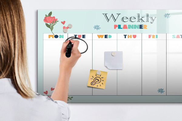 Magnetic dry erase board Weekly planner with space for photos