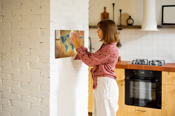 Magnetic dry erase board World map with space for photos