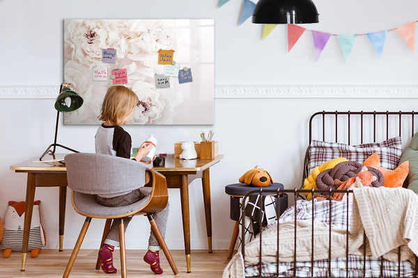 Dry erase board magnetic Floral motif with space for photos