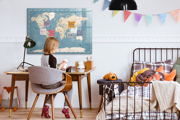 Magnetic dry erase board A world map with personal memories