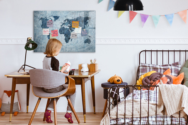 Magnetic dry erase board A world map with personal memories