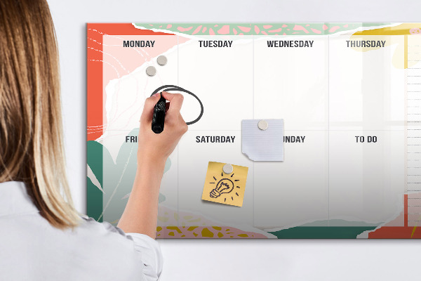 Dry erase board magnetic Weekly planner with space for photos