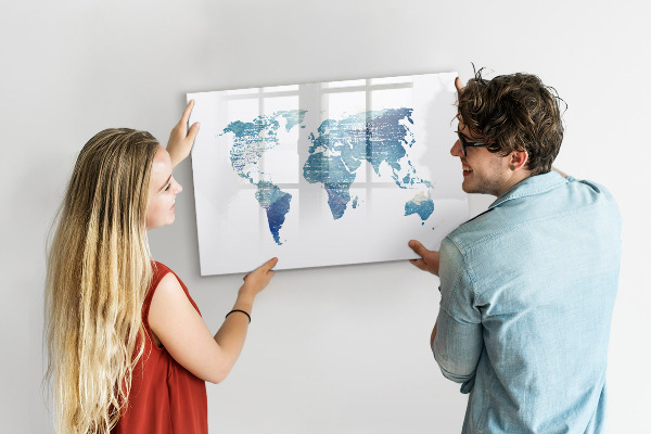 Dry erase board magnetic Memories Map with Personal Photos
