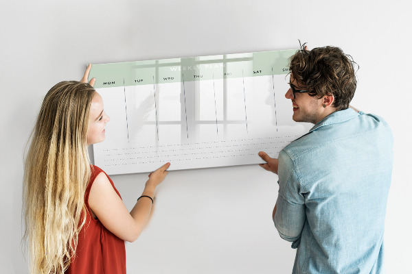 Dry erase board magnetic Weekly plan with space for photos