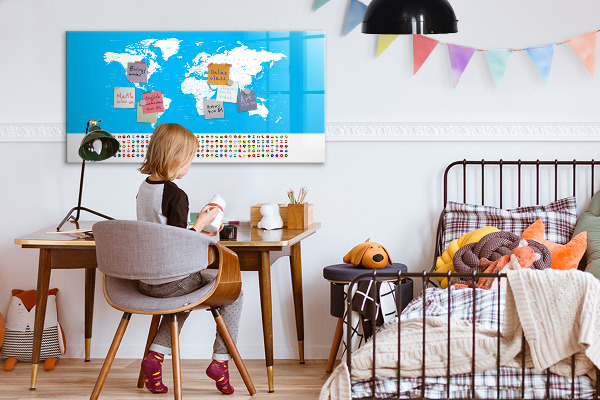 Dry erase board magnetic World map with photo locations