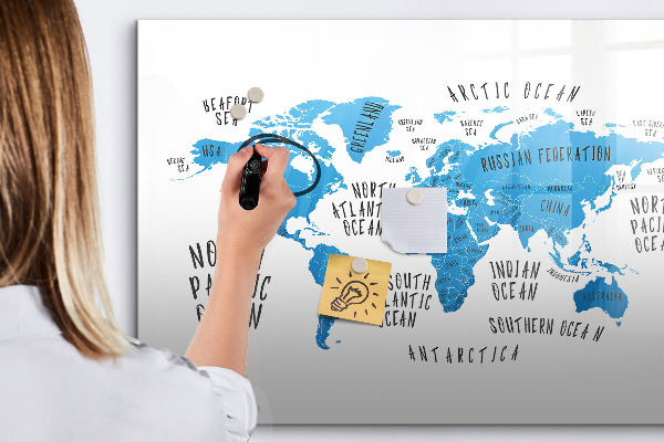 Magnetic dry erase board World map for photo personalization