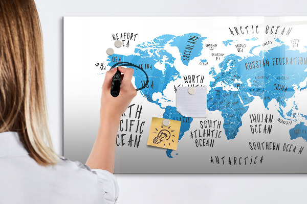 Magnetic dry erase board World map for photo personalization