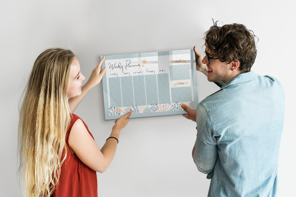 Magnetic dry erase board Weekly planner with space for photos