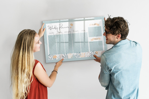 Magnetic dry erase board Weekly planner with space for photos