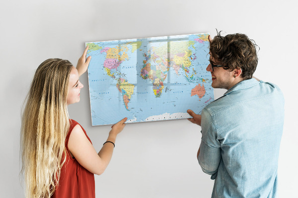 Dry erase board magnetic World map with personal photos