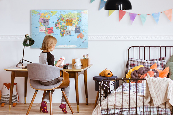 Dry erase board magnetic World map with personal photos